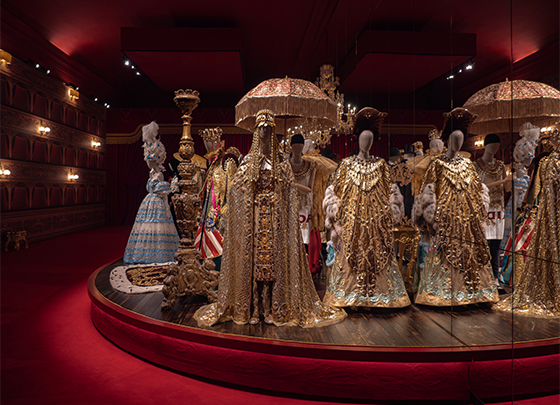 Opera Alta Moda Alta Sartoria dress - From the Heart to the Hands 2024, Palazzo Reale room